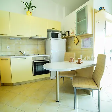 Apartment Dirsi Trogir