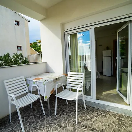 Apartment Dirsi Trogir