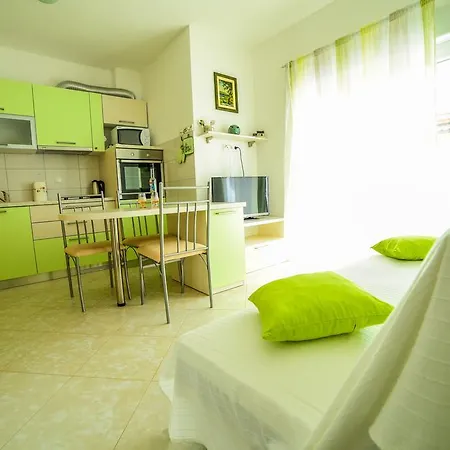 Apartment Dirsi