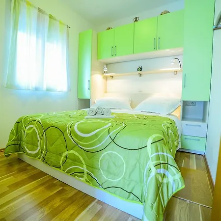 Apartamento Dirsi *